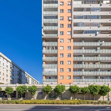 Kwiatkowskiego In Perfect For Remote Work By Renters * Warsaw