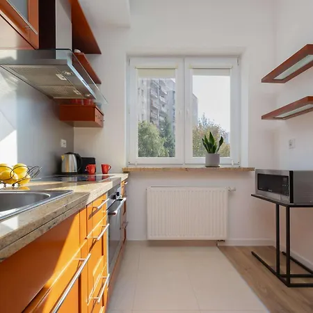 Kwiatkowskiego In Perfect For Remote Work By Renters Apartman Varsó